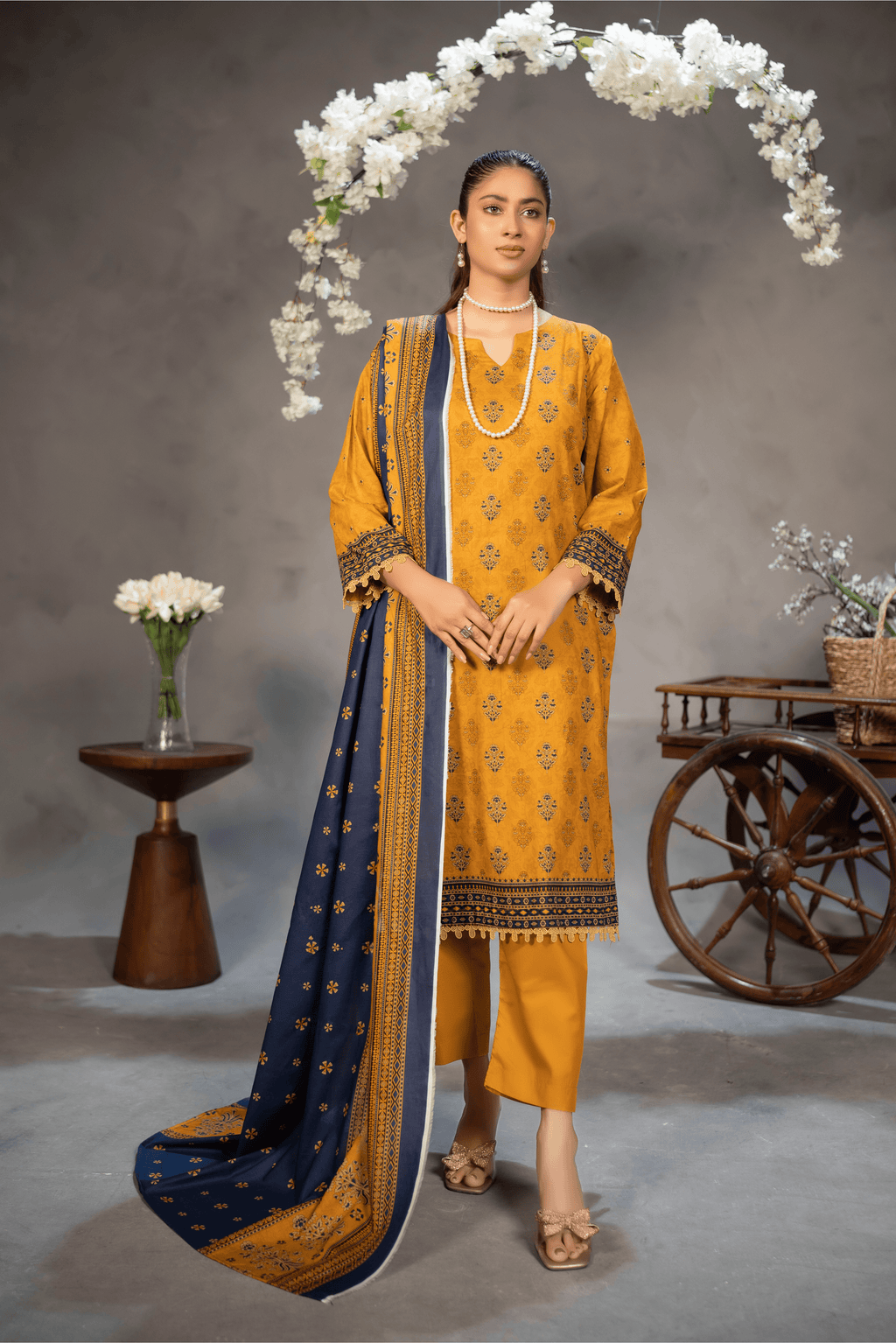 3 Piece - Mahi Unstitched Yellow Ladies Transliminor Magic Print Lawn Suit