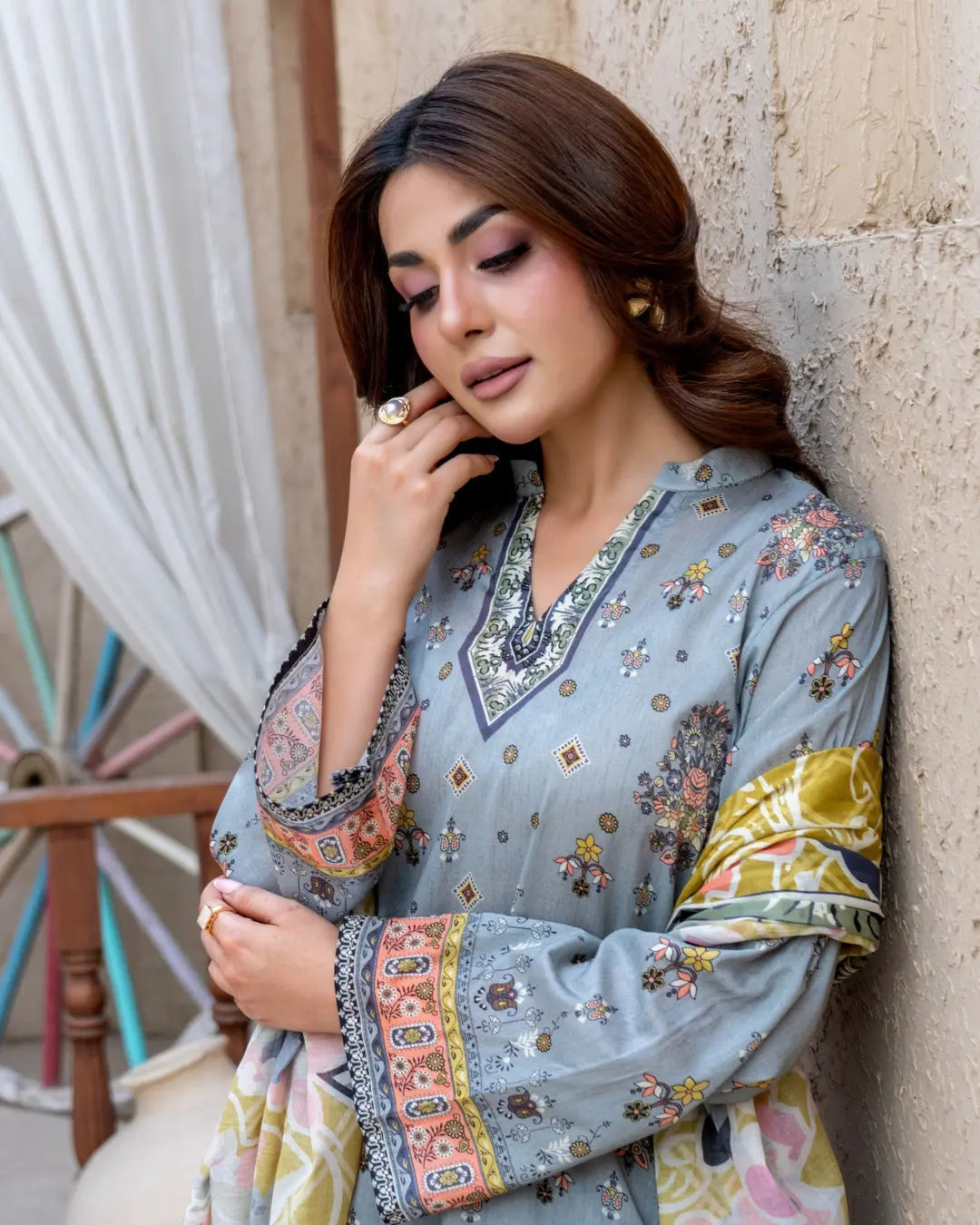3 Piece - Gold Unstitched Grey Printed Lawn Suit