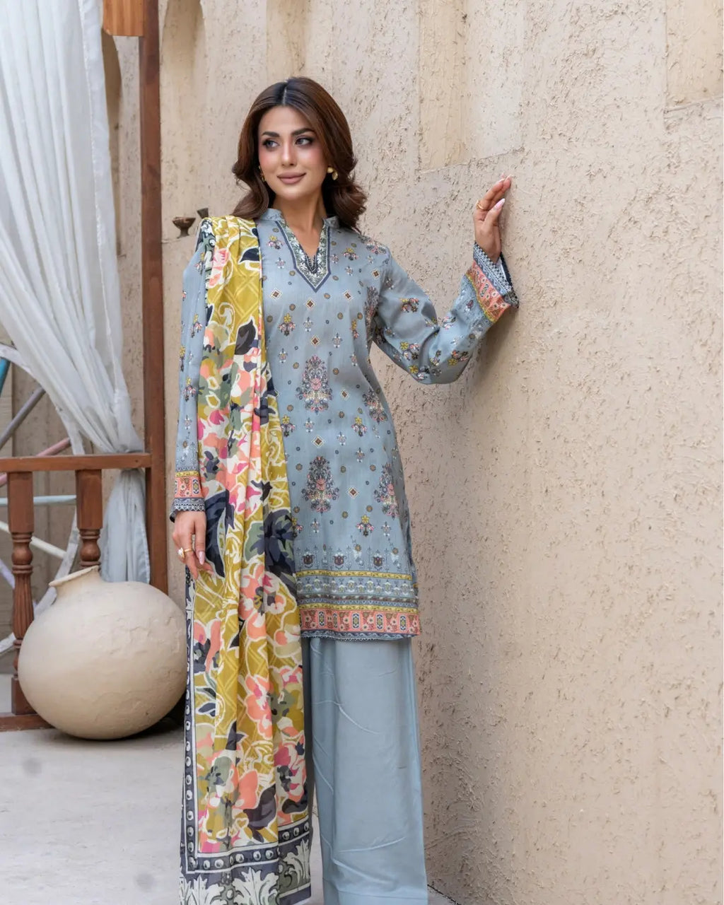 3 Piece - Gold Unstitched Grey Printed Lawn Suit