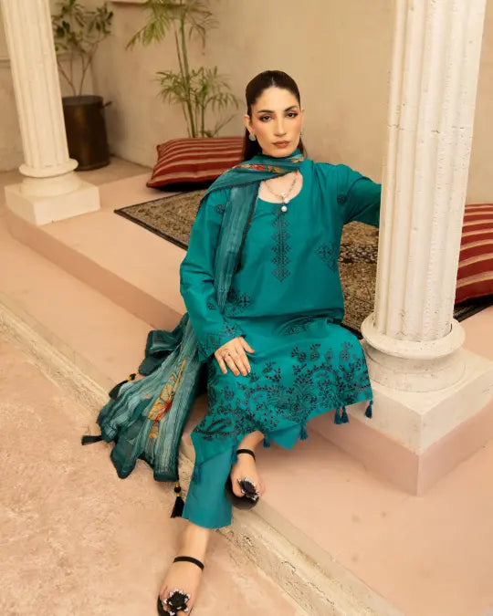 3 Piece - Gold Unstitched Zink Embroidered Lawn Suit