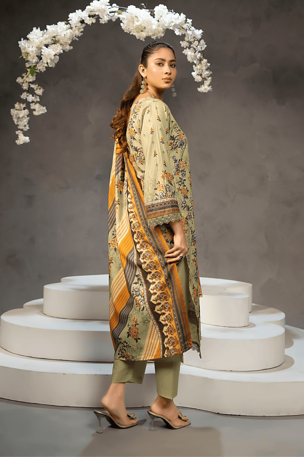 3 Piece - Mahi Unstitched Skin Ladies Transliminor Magic Print Lawn Suit