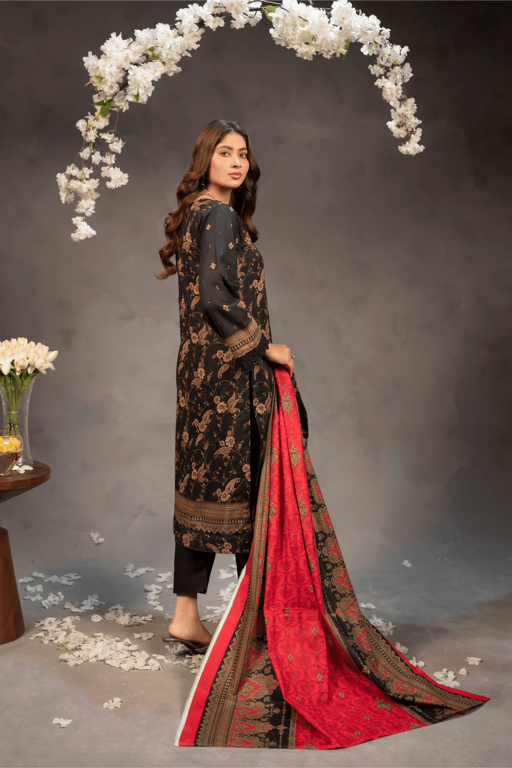 3 Piece - Mahi Unstitched Coal Ladies Transliminor Magic Print Lawn Suit