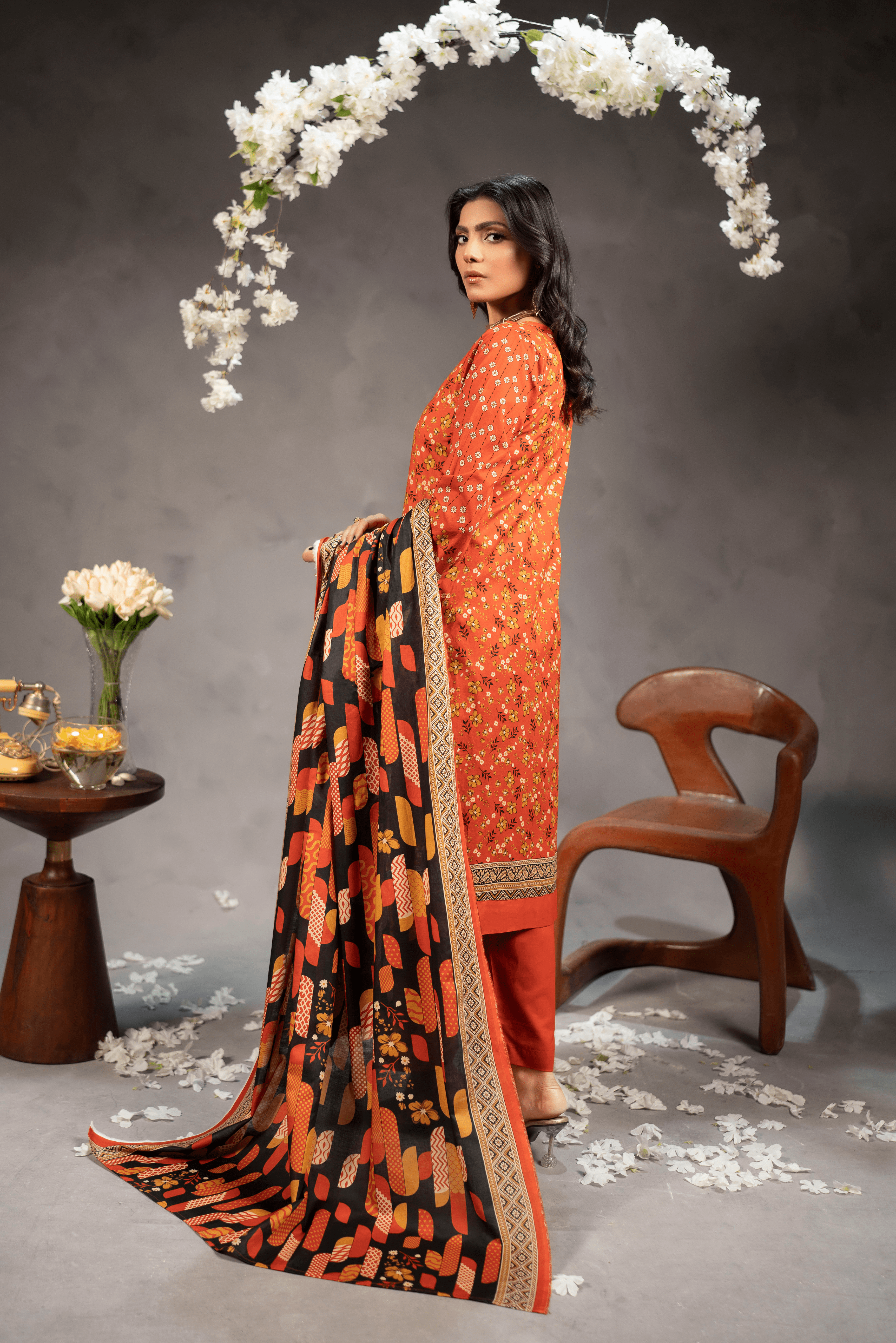 3 Piece - Mahi Unstitched Orange Ladies Transliminor Magic Print Lawn Suit
