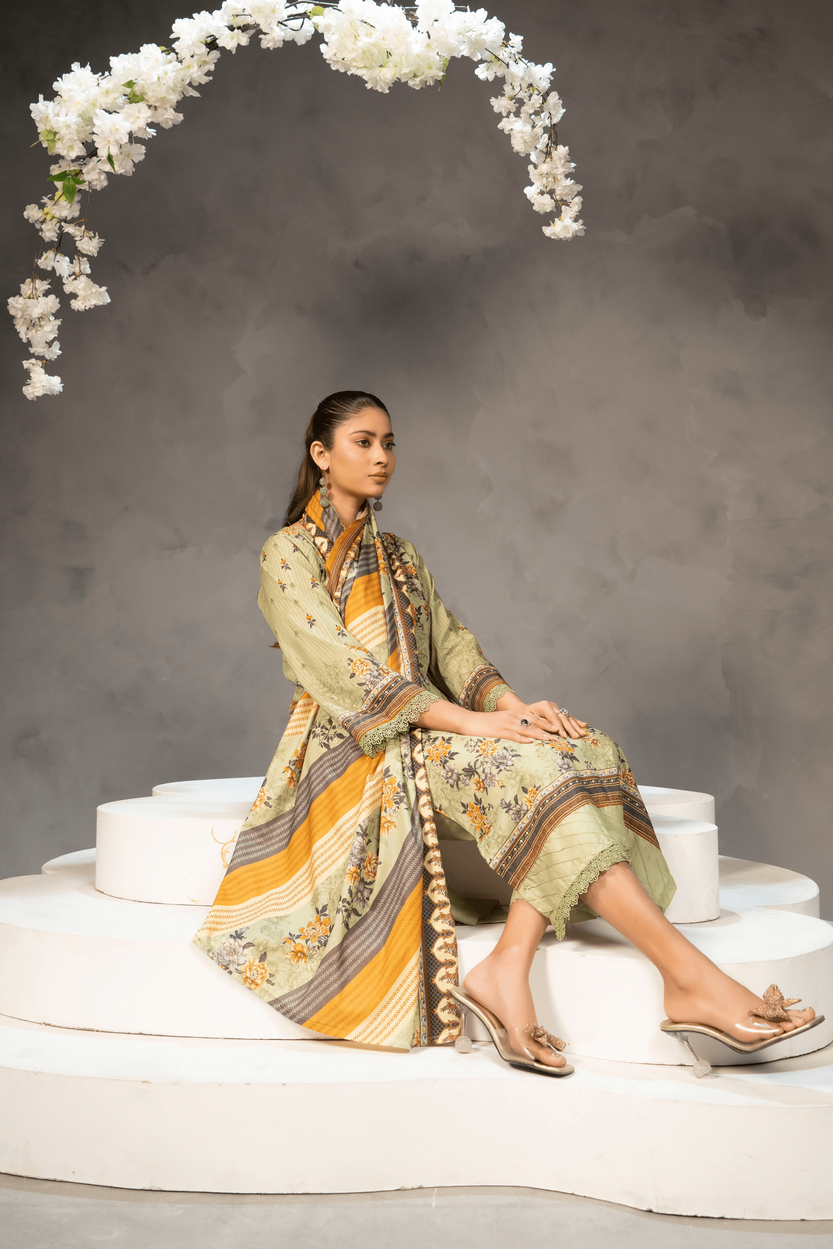 3 Piece - Mahi Unstitched Skin Ladies Transliminor Magic Print Lawn Suit