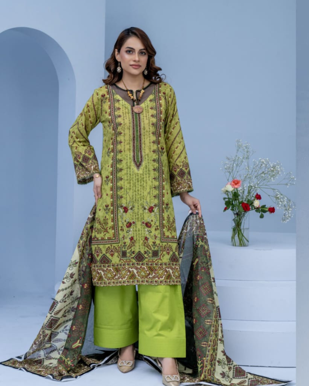 3 Piece - Mojoberry Unstitched Parrot Ladies Banadora Print Lawn Suit