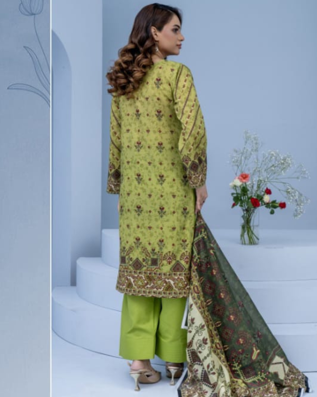 3 Piece - Mojoberry Unstitched Parrot Ladies Banadora Print Lawn Suit