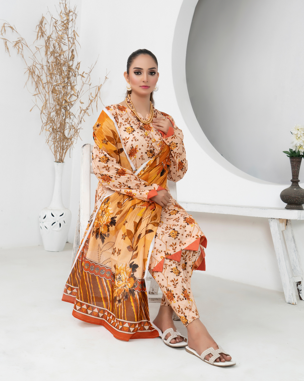 3 Piece - Mahi Unstitched Peach Ladies Transliminor Magic Print Lawn Suit