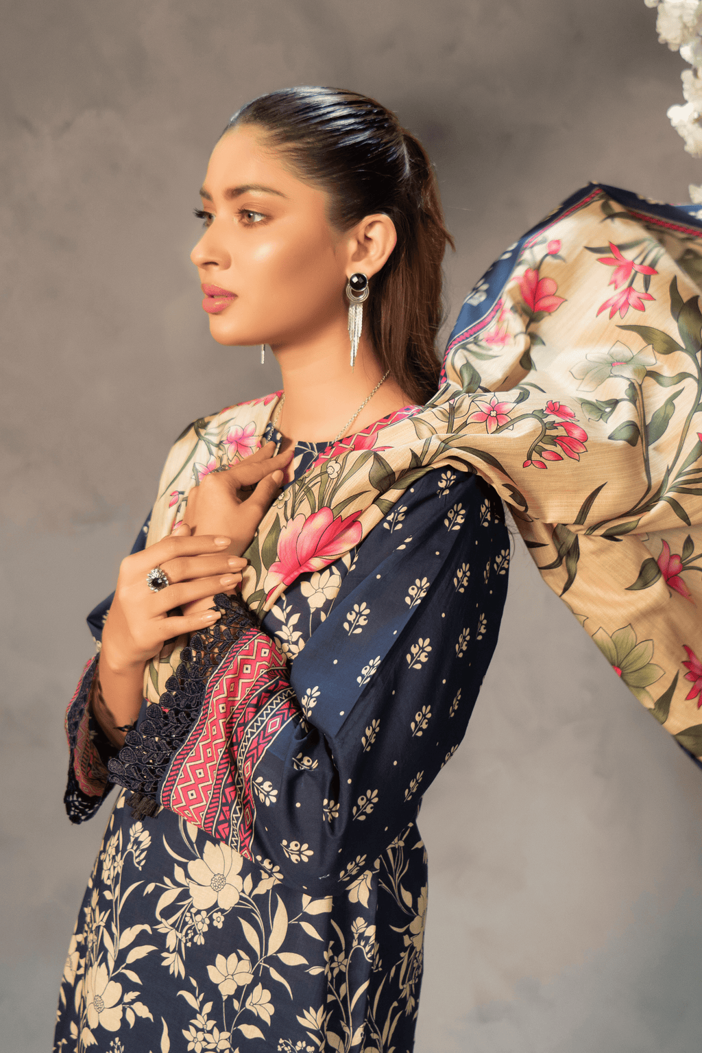 3 Piece - Mahi Unstitched Blue Ladies Transliminor Magic Print Lawn Suit