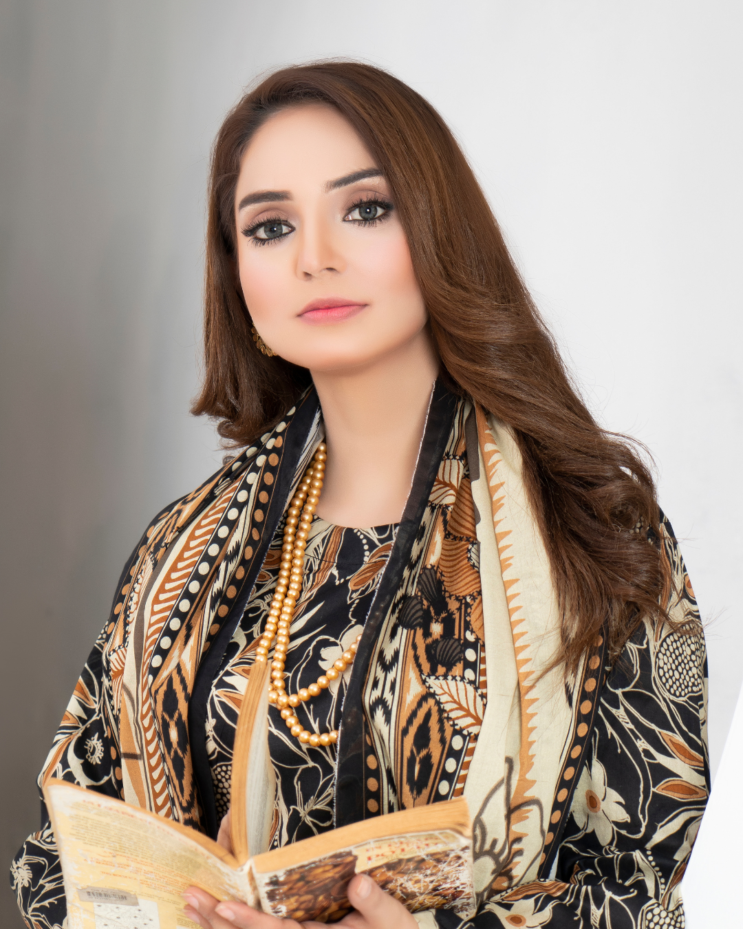 3 Piece - Mahi Unstitched Char Coal Ladies Print Lawn Suit