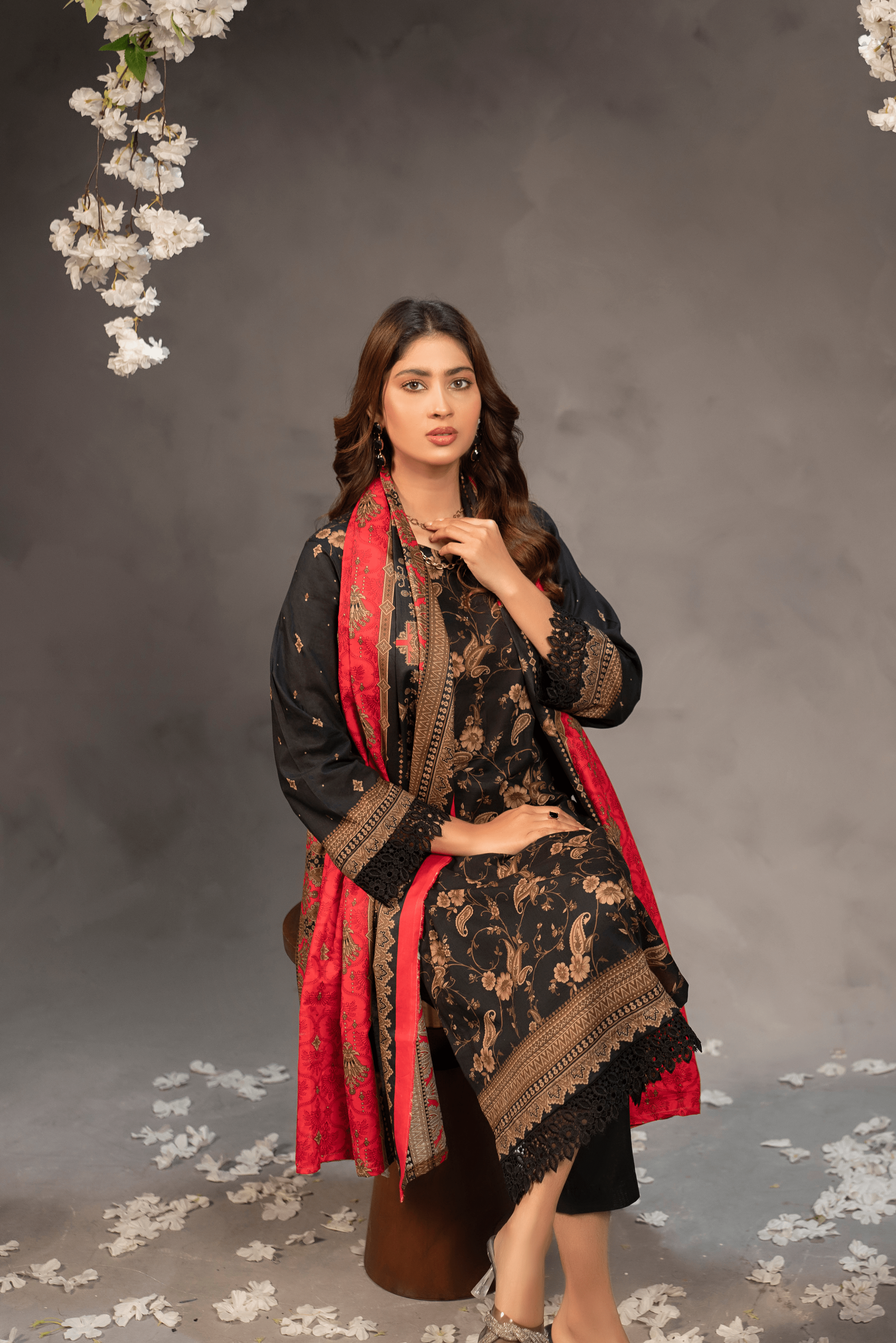 3 Piece - Mahi Unstitched Coal Ladies Transliminor Magic Print Lawn Suit