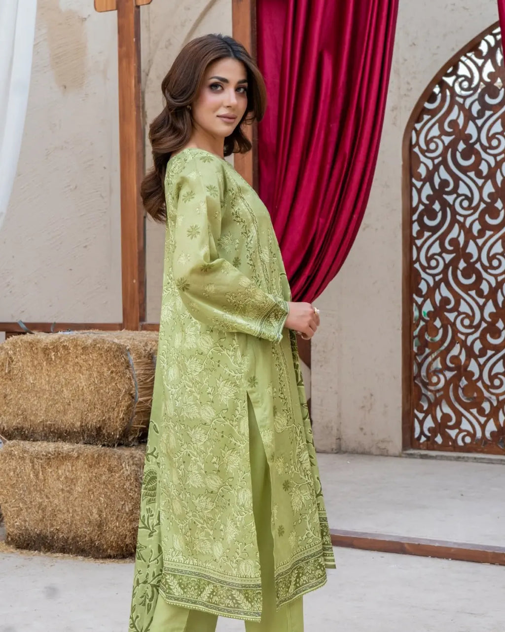 3 Piece - Gold Unstitched Parrot Printed Lawn Suit
