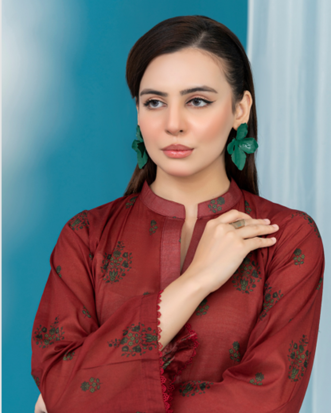 2 Piece - Gold Unstitched Red Ladies Print Lawn Suit