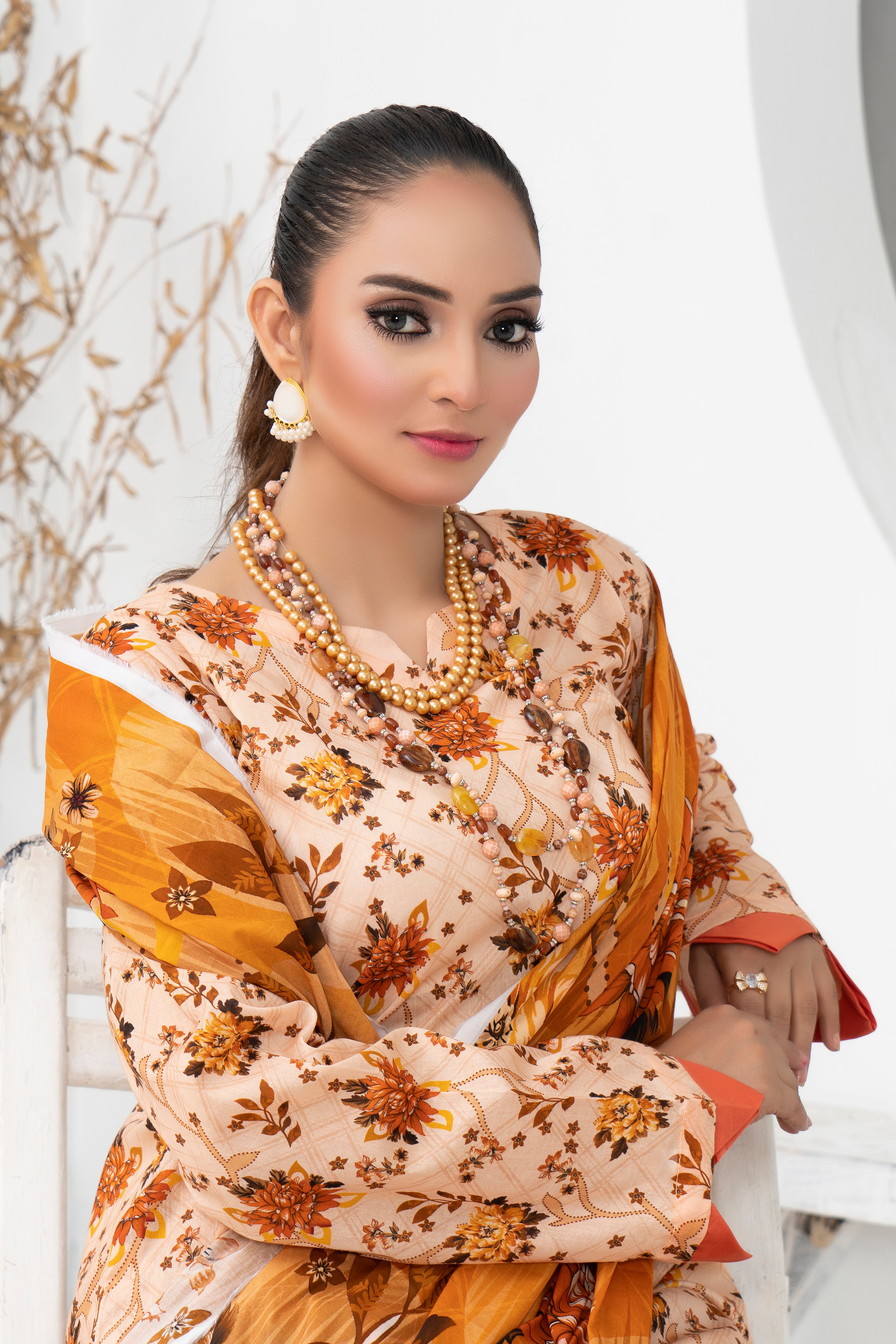 3 Piece - Mahi Unstitched Peach Ladies Transliminor Magic Print Lawn Suit