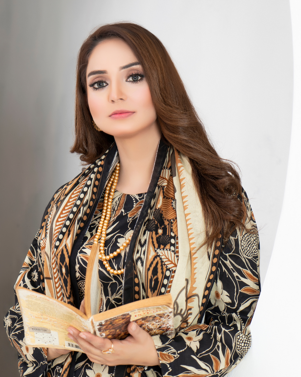 3 Piece - Mahi Unstitched Char Coal Ladies Print Lawn Suit