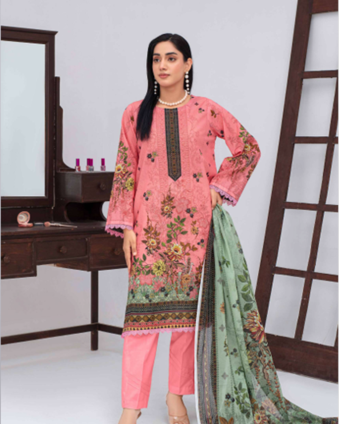 3 Piece - Mojoberry Unstitched Pink Ladies Banadora Print Lawn Suit